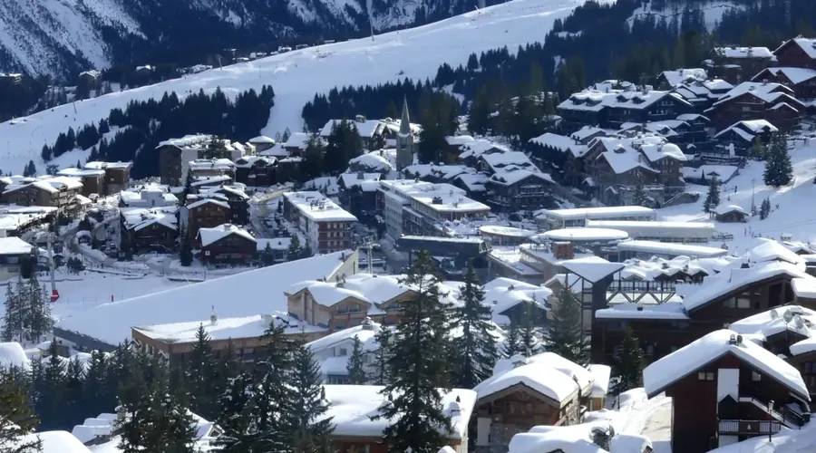 ourchevel 1850 ski resort in Savoie, French Alps